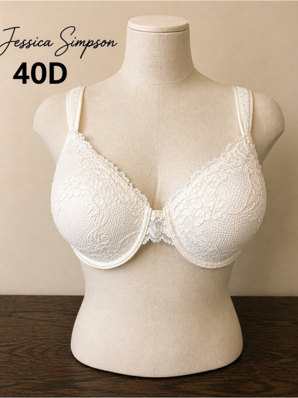 Jessica Simpson 40D Ivory Lace Underwire Bra NWOT